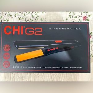 CHI G2 CERAMIC &TITANIUM 1.25” HAIRSTYLING IRON